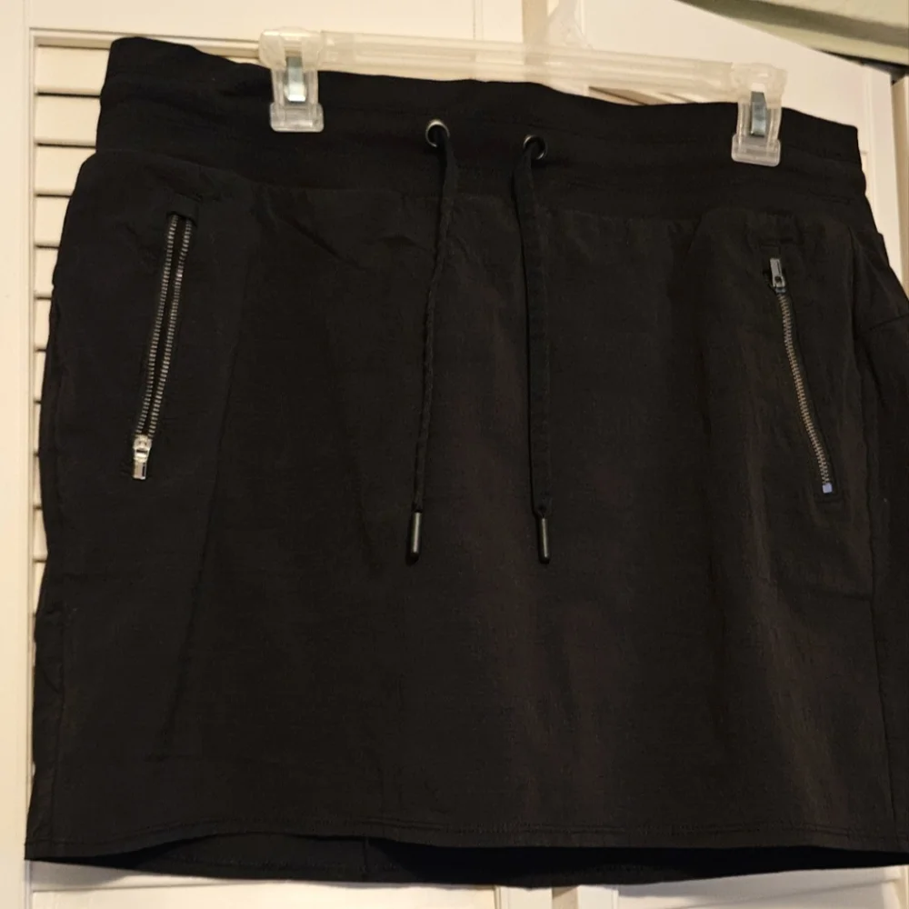 Athleta Skort - Picture 1 of 4